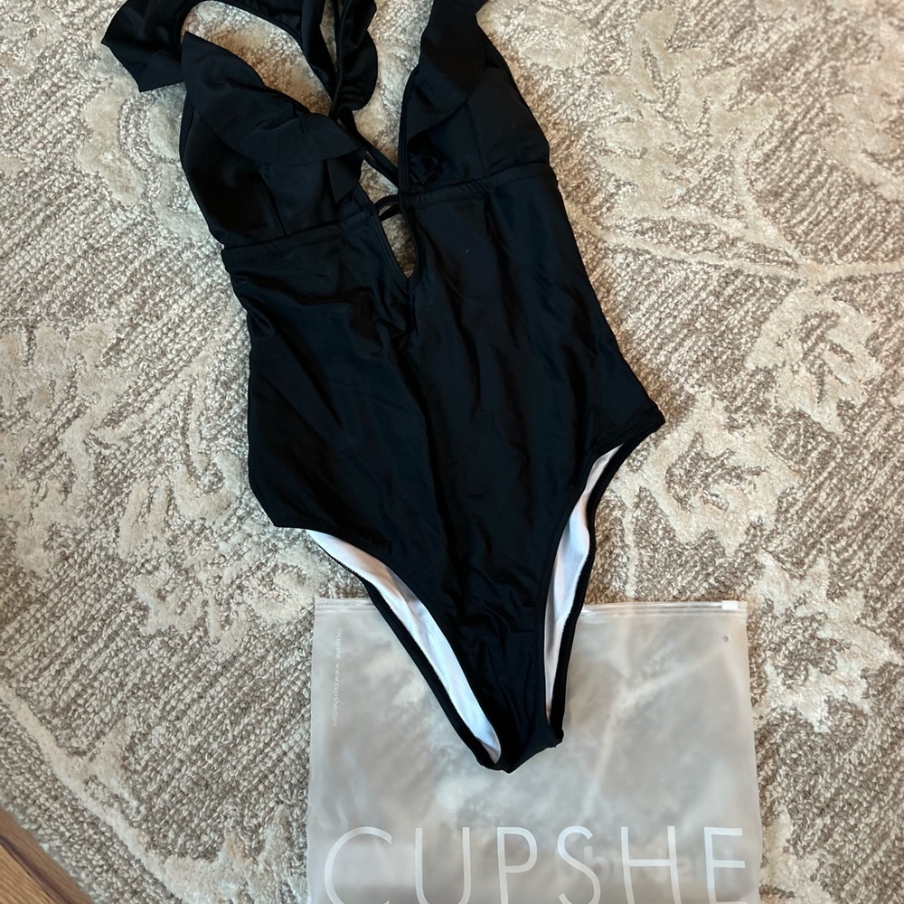 NWT- Cupshe Black One Piece Swim